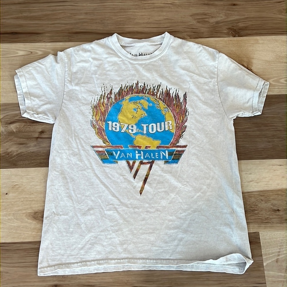 Van Halen t-shirt. Excellent condition